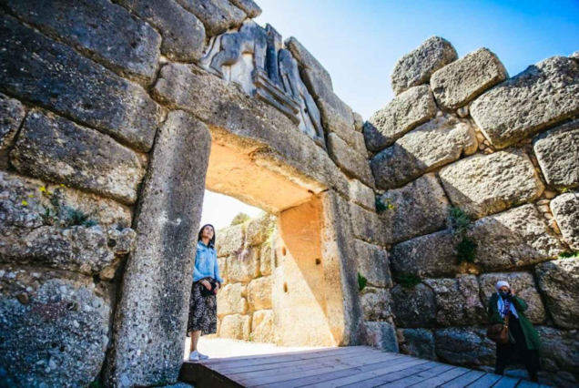 8 Days in Greece